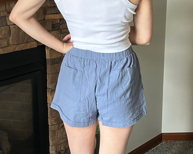 Dafnee Elastic Waistband Shorts