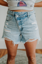 Keilani Light Wash